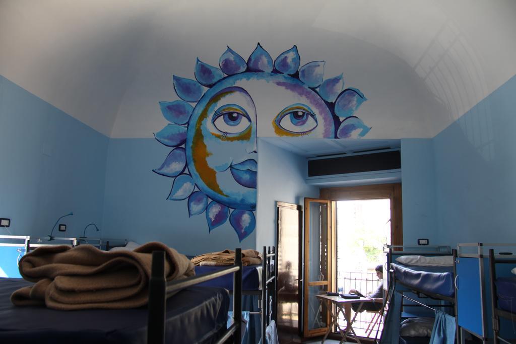 Agora Hostel Catane Extérieur photo