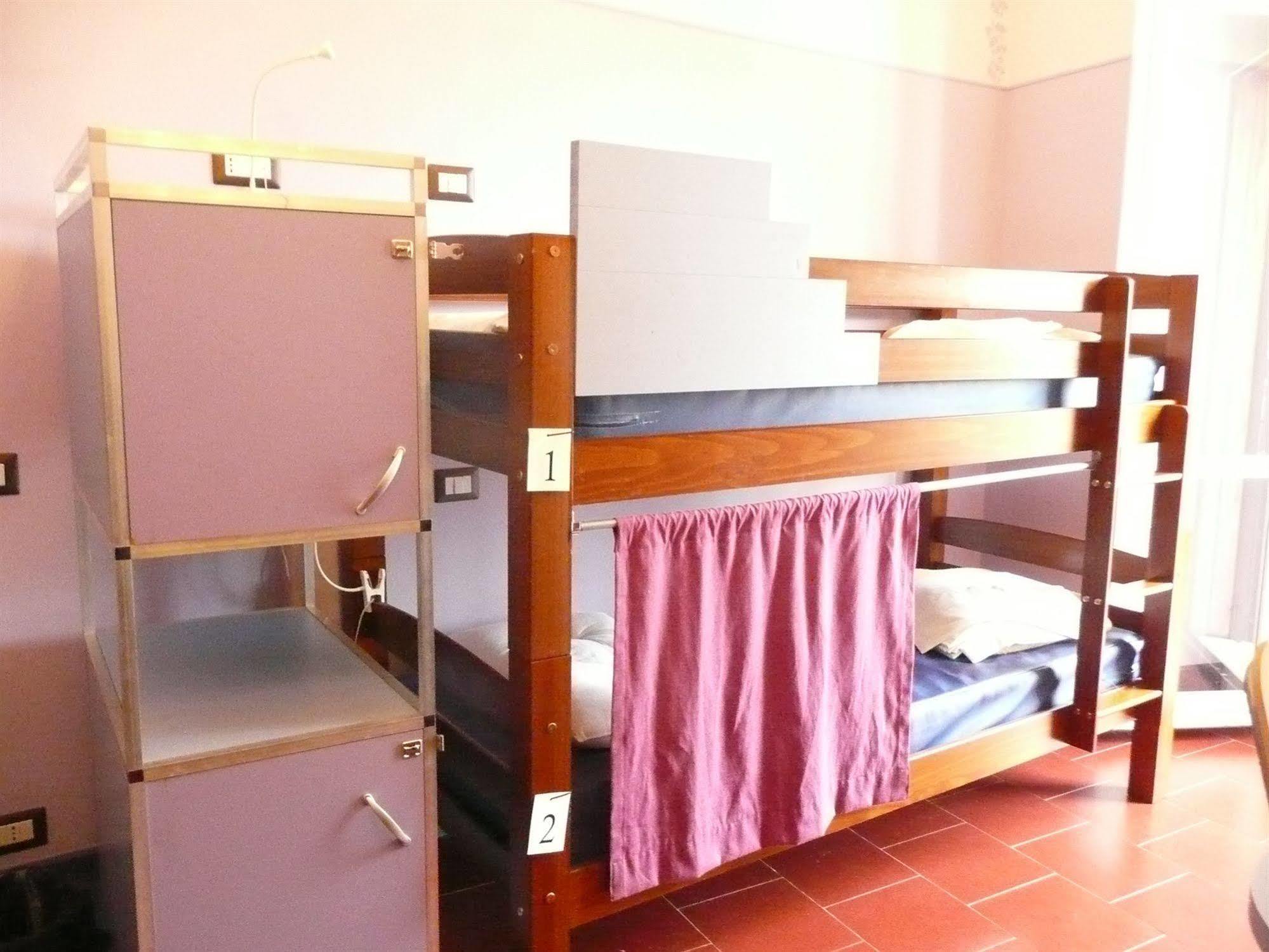 Agora Hostel Catane Extérieur photo